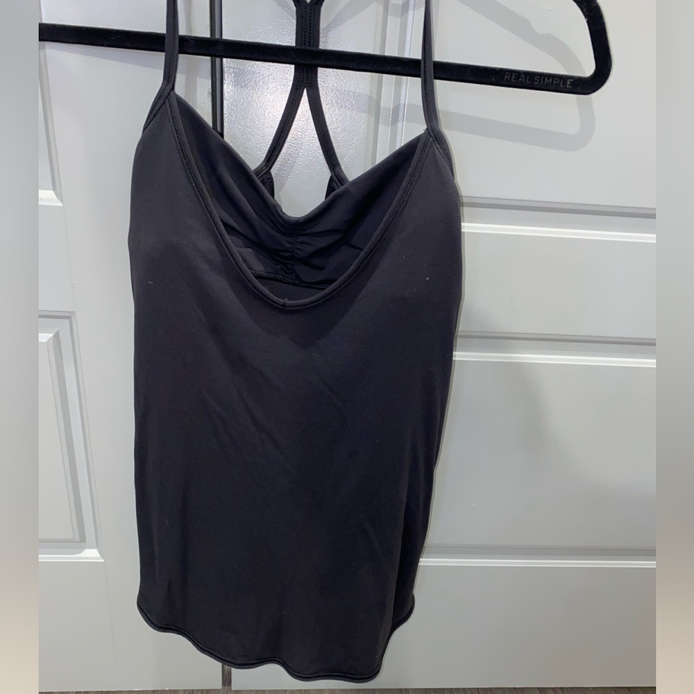 Size 2 Lululemon Top w/ built in bra.